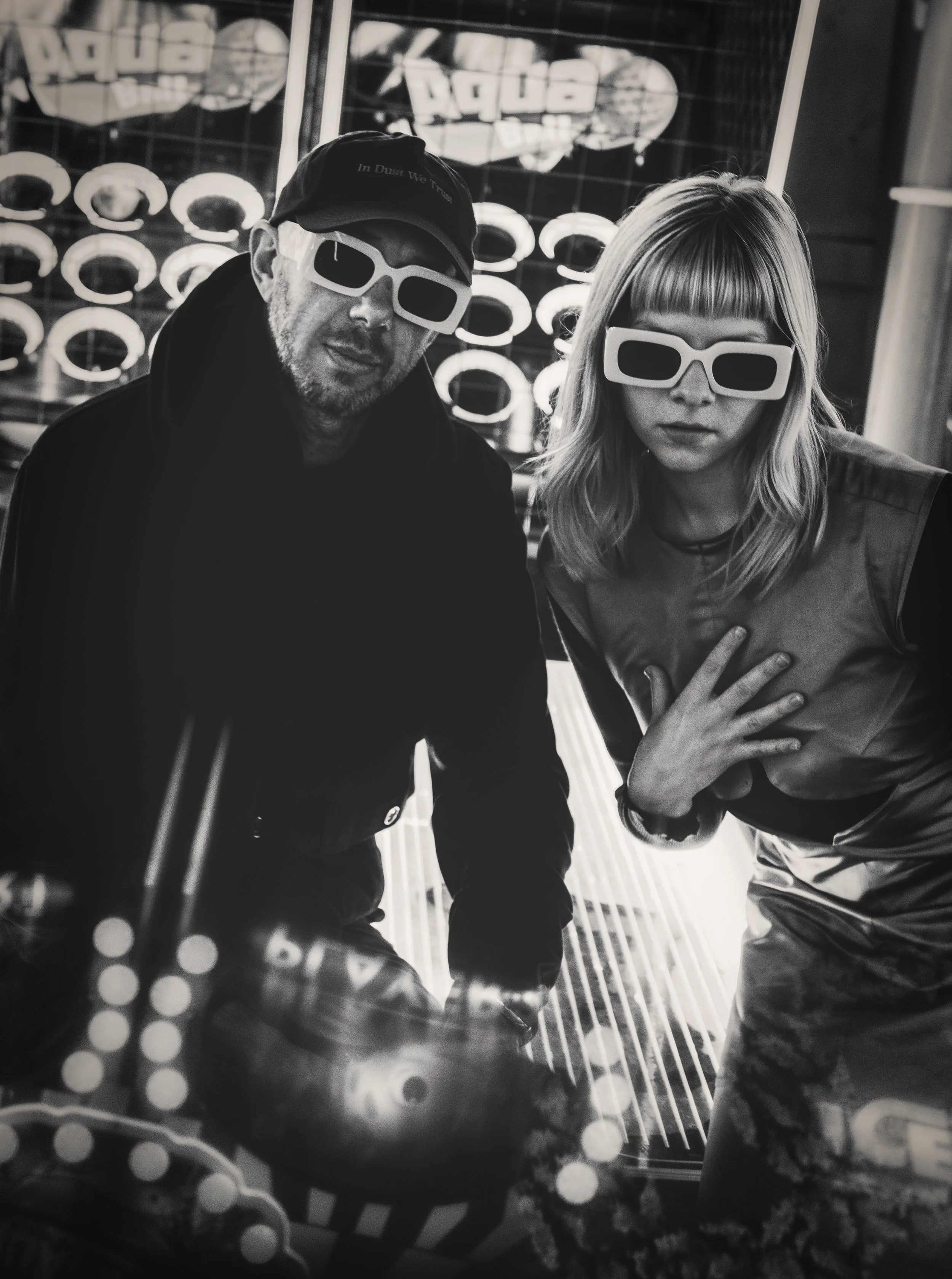 Tomora- Aurora and Tom Rowland -Somewhere Else 