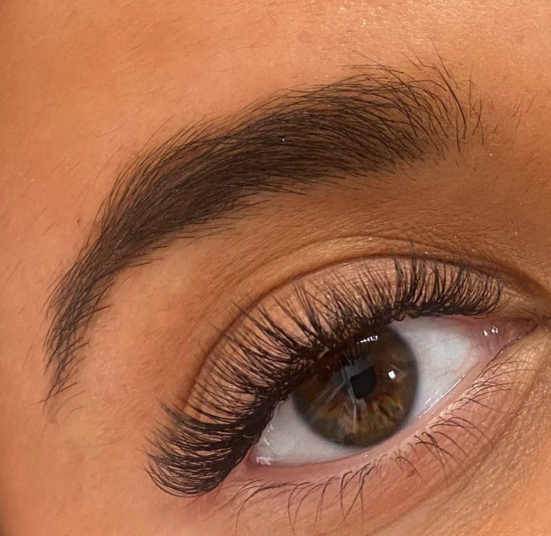 eyelash-extensions-london-brighton-belleza-natural-3.png