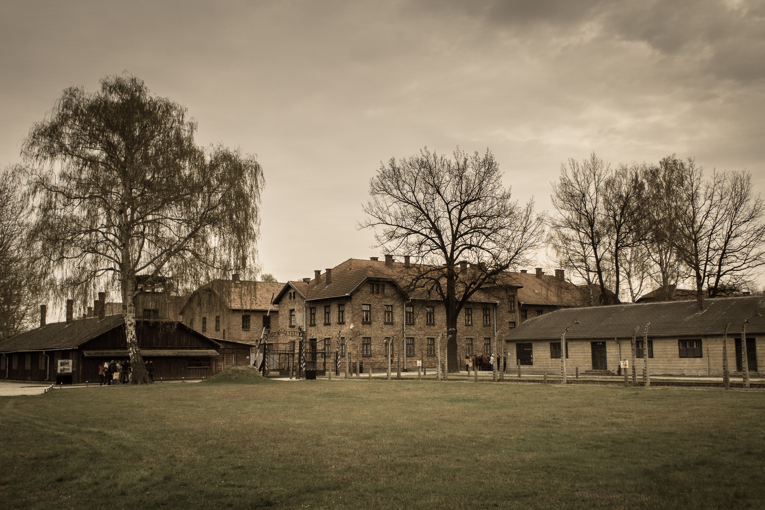Auschwitz-Birkenau_002.jpg