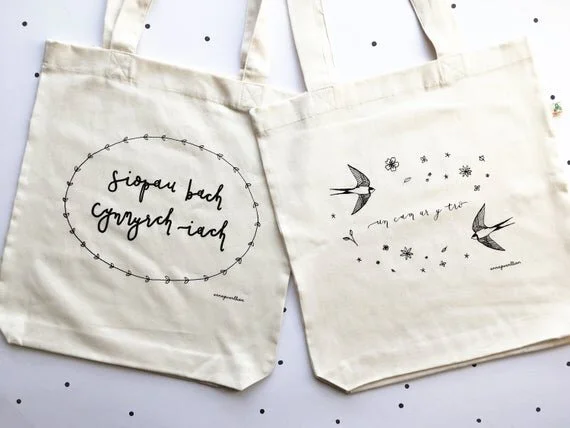 ethical sustainable eco friendly tote bag climate neutral screenprinted welsh quote wales cymru cymraeg