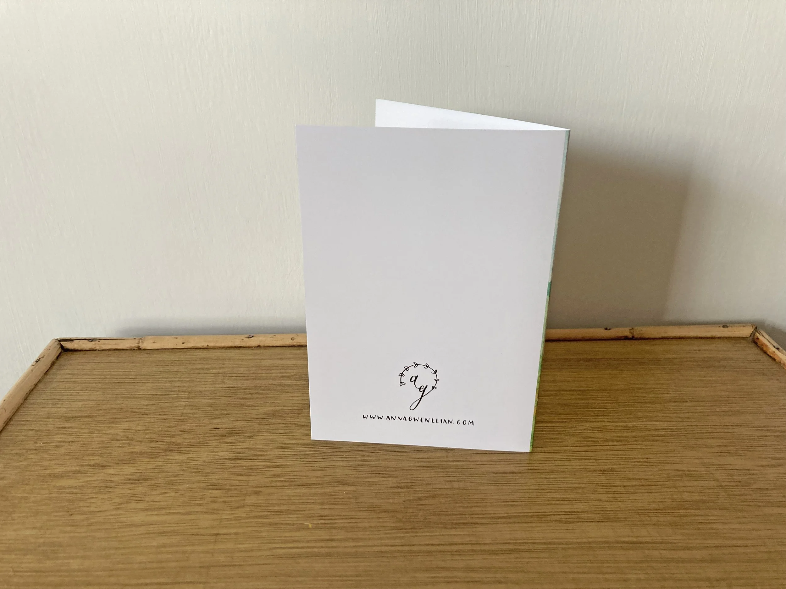 cerdyn cartref newydd ty ar y mynydd cefn.jpeg