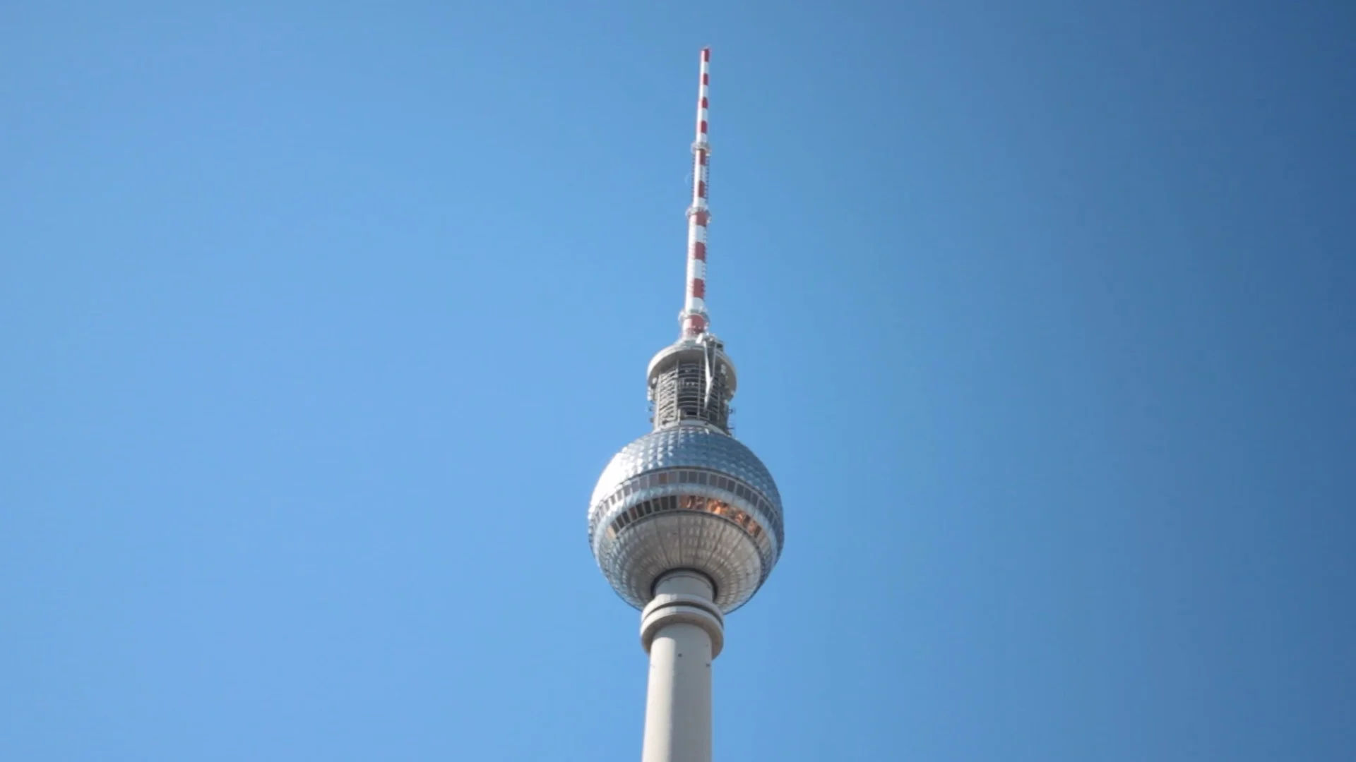 WIRED - Berlino dal tramonto all'alba