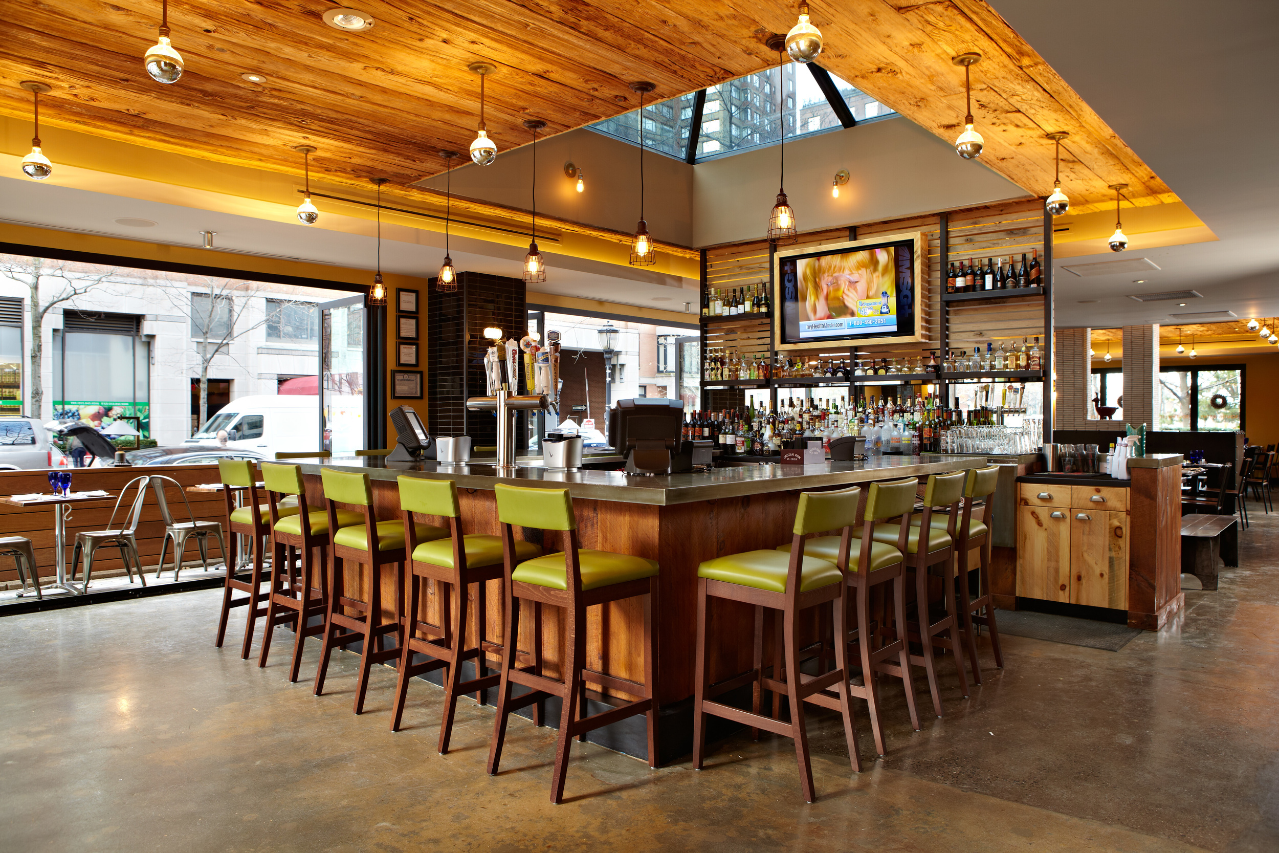 Bar7475.jpg