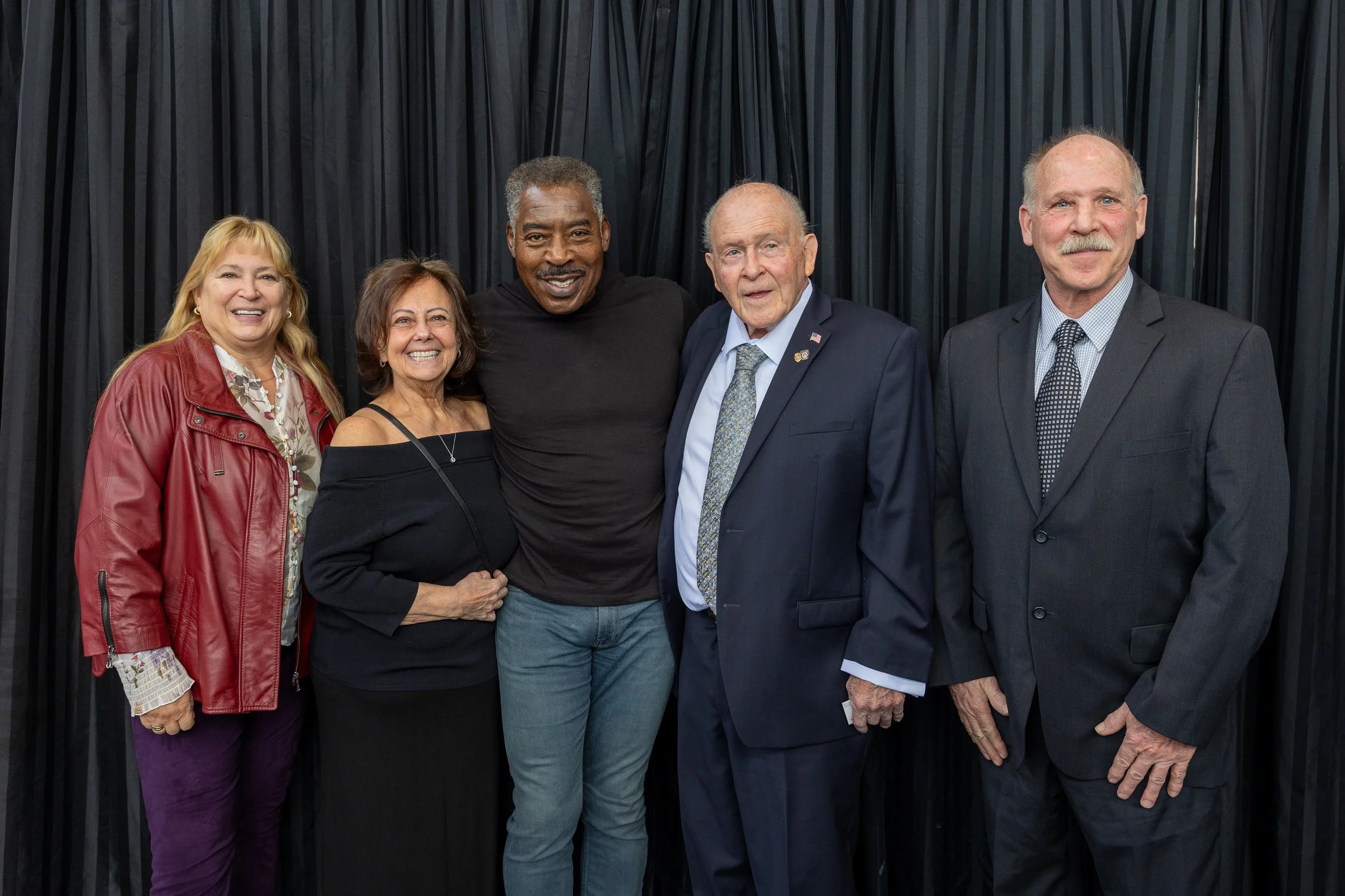 Bill and fam with Ernie.jpg