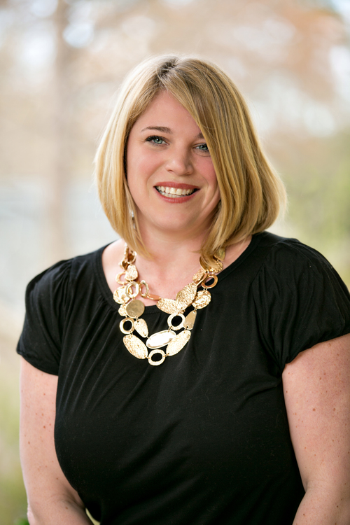 TRACY GORDON HAS 25 YEARS OF TRAINING IN SOME OF THE TOP SCHOOLS IN THE NATION, SUCH AS REDKEN, JINGLES, AND BUMBLE & BUMBLE. AS AN AMERICAN BOARD CERTIFIED COLORIST TRACY PRIDES HERSELF IN COLOR CORRECTION. NOT ONLY DOES SHE STRIVE FOR PERFECTION WITH EACH CUT AND COLOR, SHE WILL TREAT YOU LIKE A GUEST IN HER HOME, BECAUSE TO HER, THAT IS EXACTLY WHERE YOU ARE! CONSISTENCY AND PERFECTION IN THE COMFORTS OF THIS BOUTIQUE SALON WILL HAVE YOU LEAVING FEELING BEAUTIFUL, EVERY TIME!