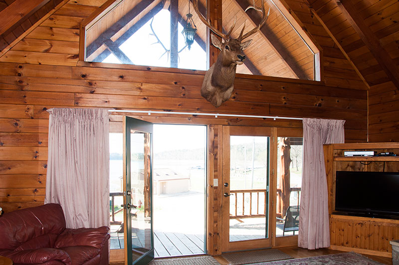 Otter Creek Lodge on Bull Shoals Lake_interior