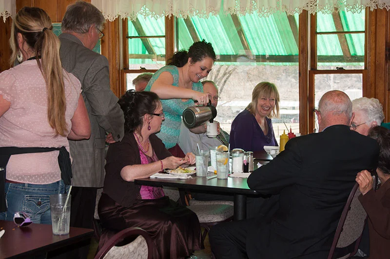 Dining — Theodosia MarinaResort