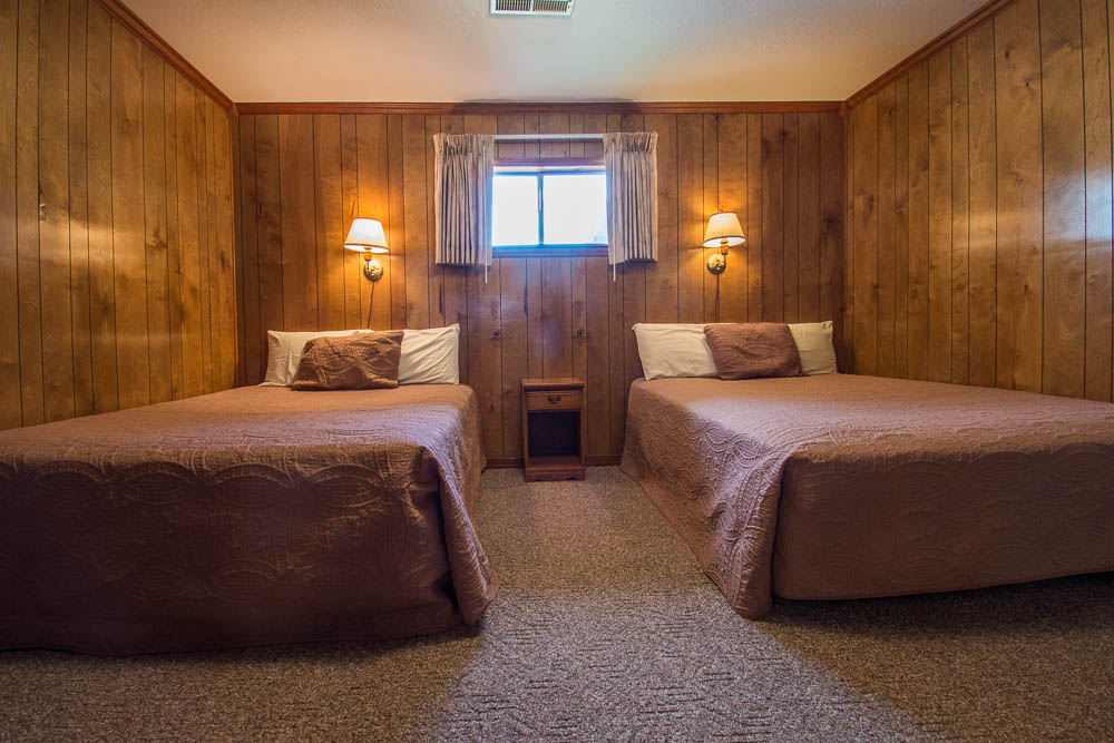 Theodosia, Missouri lake house vacation rental_ bedroom
