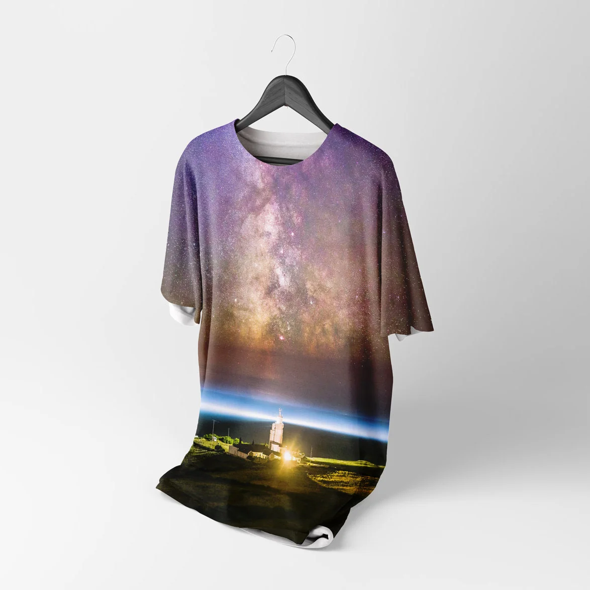 St-Catherine's-Lighthouse-T-Shirt.jpg
