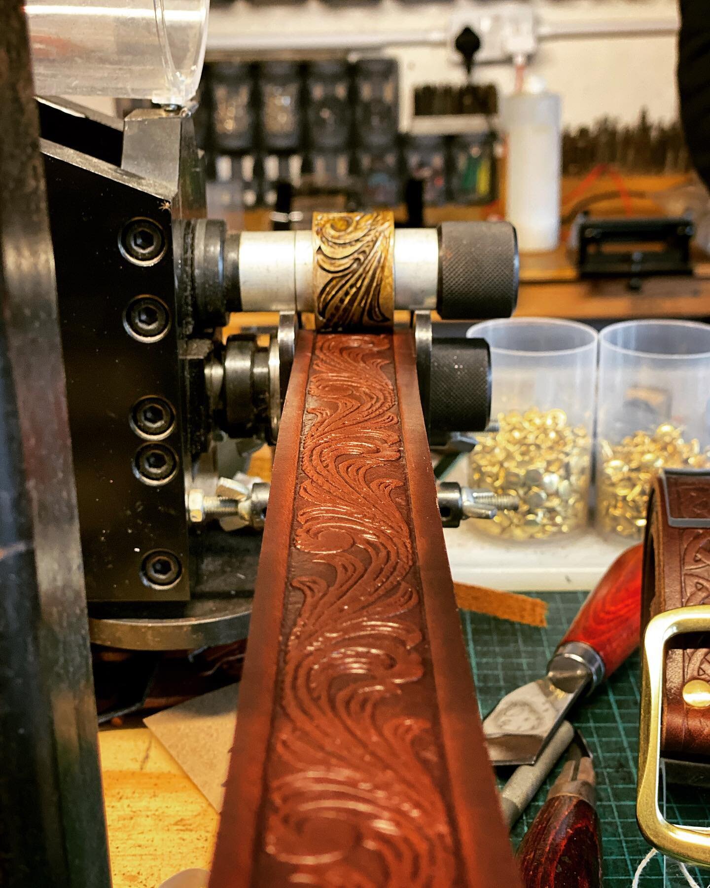 My neighbour and good friend from @arretonbarns made me a beautifully embossed belt! Belts for life made from only true 100% leather (cow hide) Available from Anders at @fortune_leathercraft