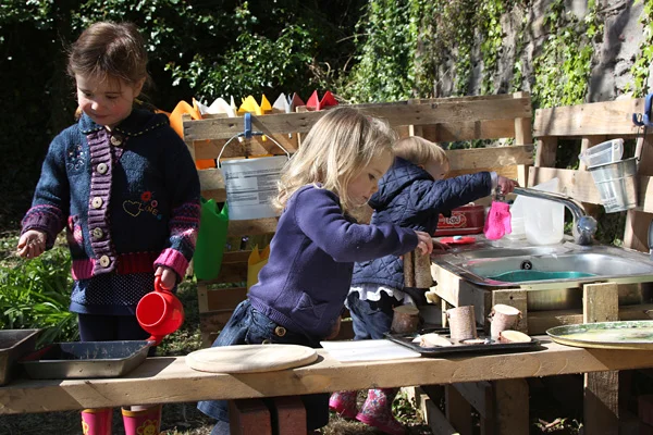 Role play with natural materials