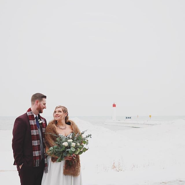 These snow fall warnings have me thinking about @brittanylhannah and @aannand beautiful winter wedding last year ❄️ #dreamy #winter #wedding #snow #lake #couple #love #toronto #waterfront #ido #weddingphotography #winterwedding #igers #photography #p