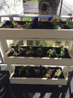 Suc h a cute Flower Garden Hamblins made!