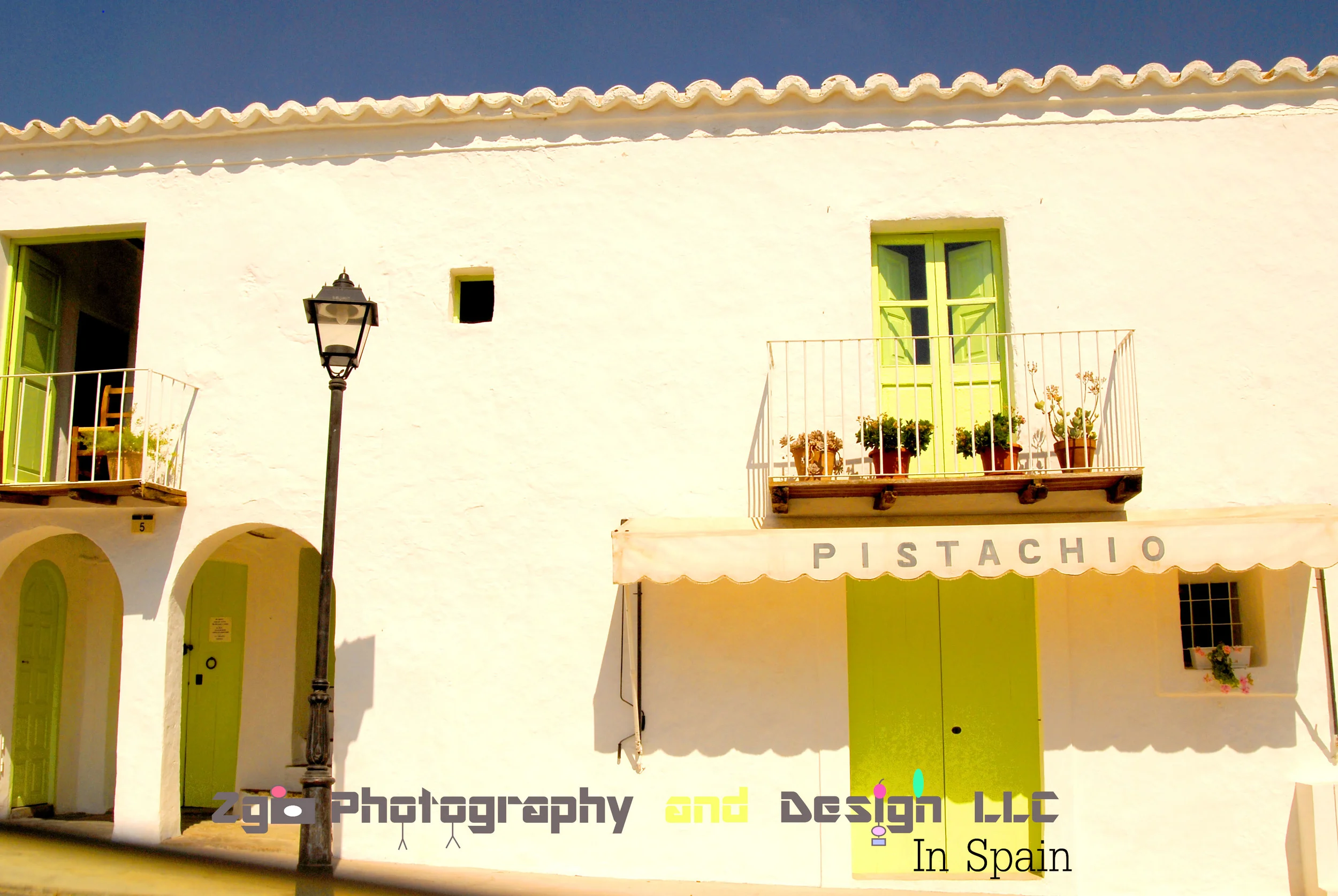 © 2008 - 2014 zgophotographyanddesign.com All Rights Reserved.