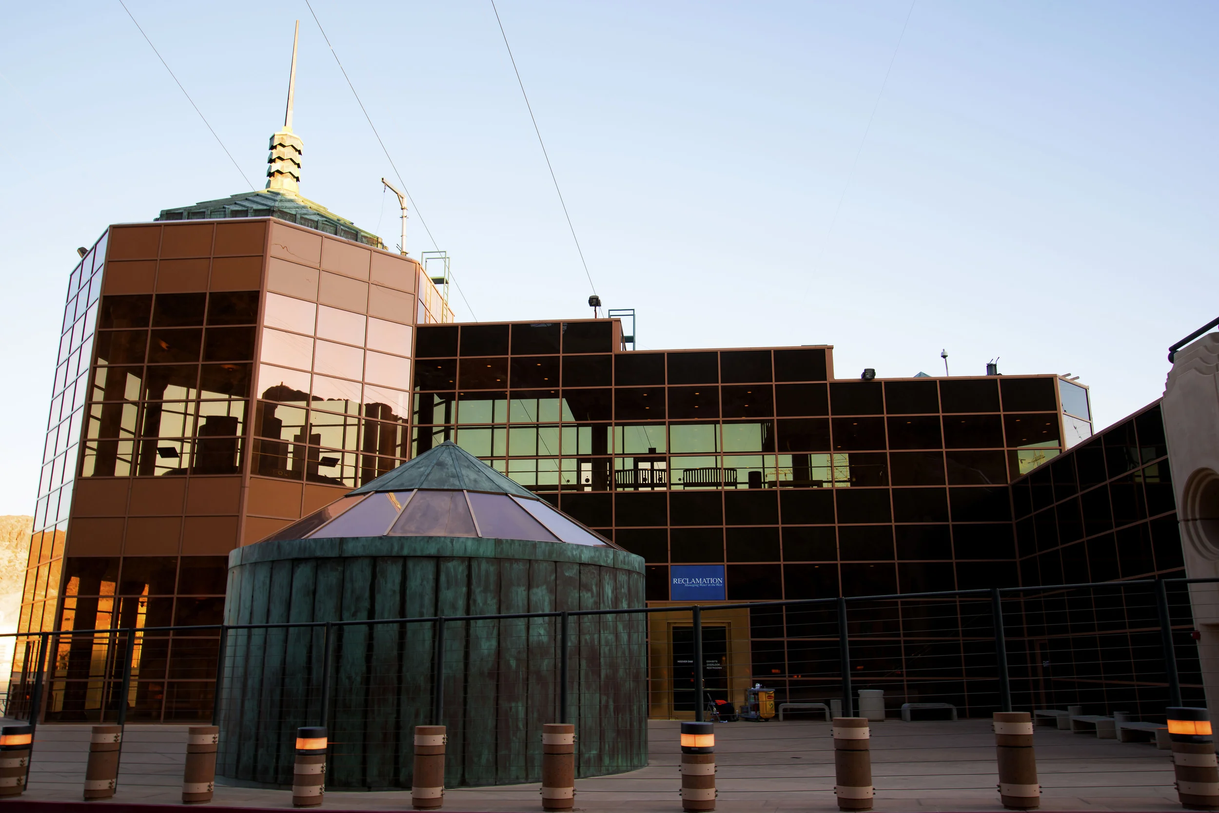 Hoover Dam Observatory Center 2_LoRes.jpg