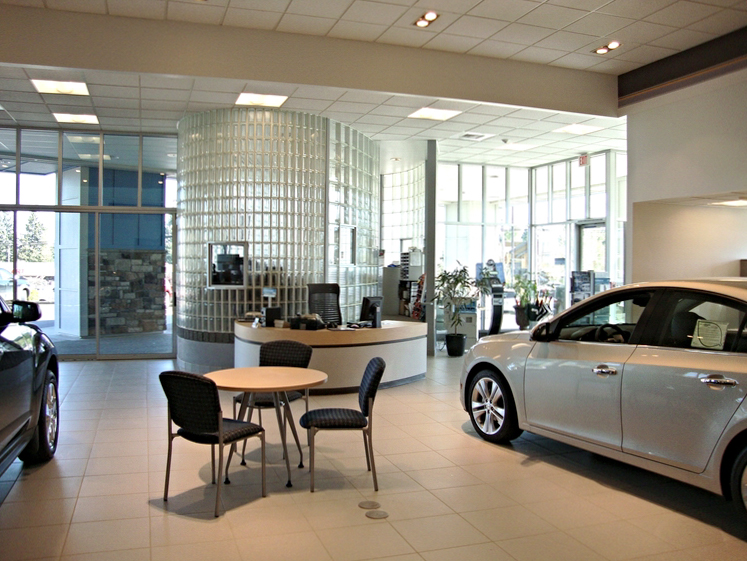 022 Showroom Interior From the Back Looking Front-2.jpg