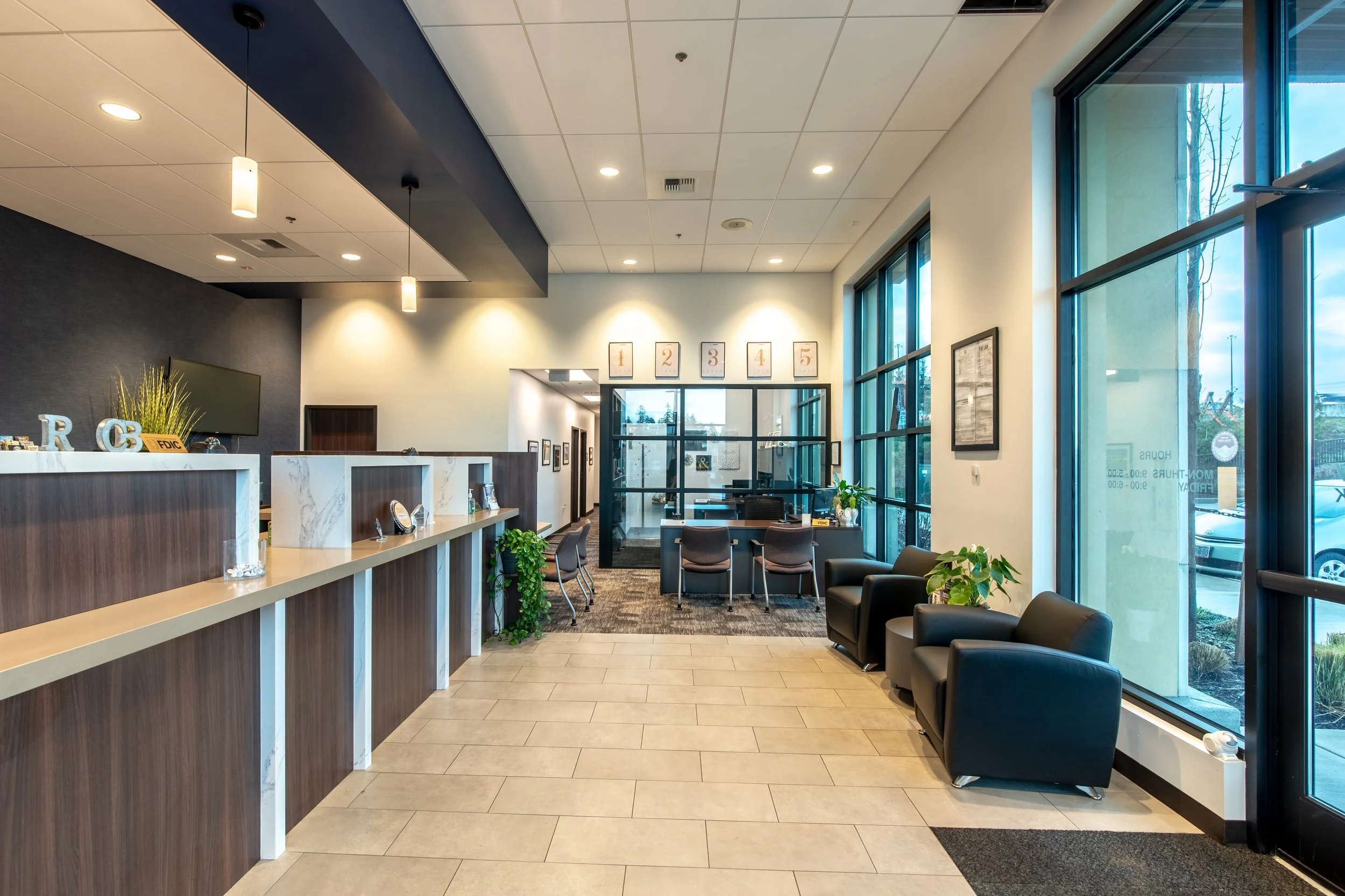 Riverview Community Bank-3.jpg