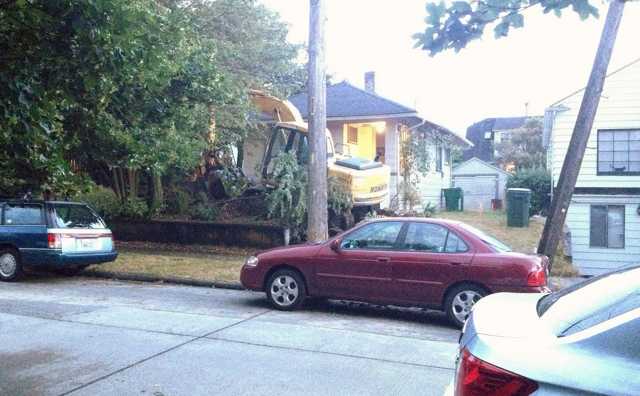 Goodbye, sweet dear house. I was thankful for everyday that I was able to stay in this structure. It surely was home.