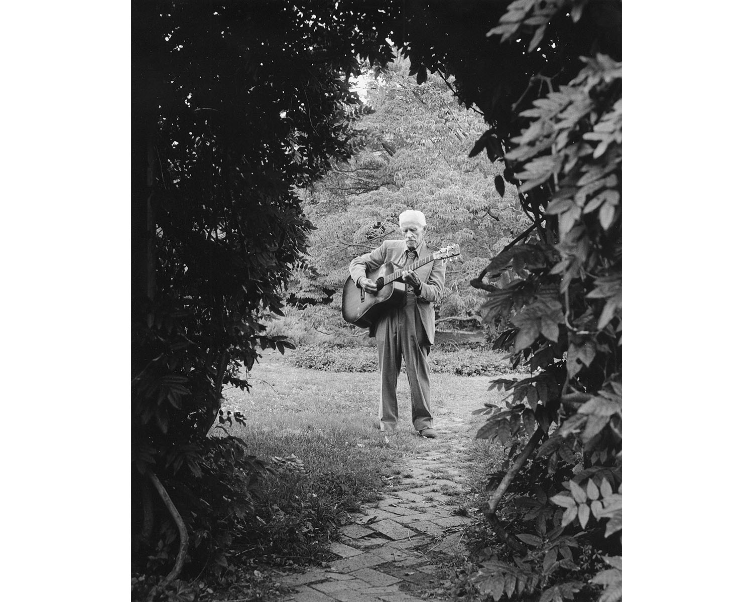 Appalachian music guitar Stanger Malone Warren Wilson College NC Tim Barnwell photographer