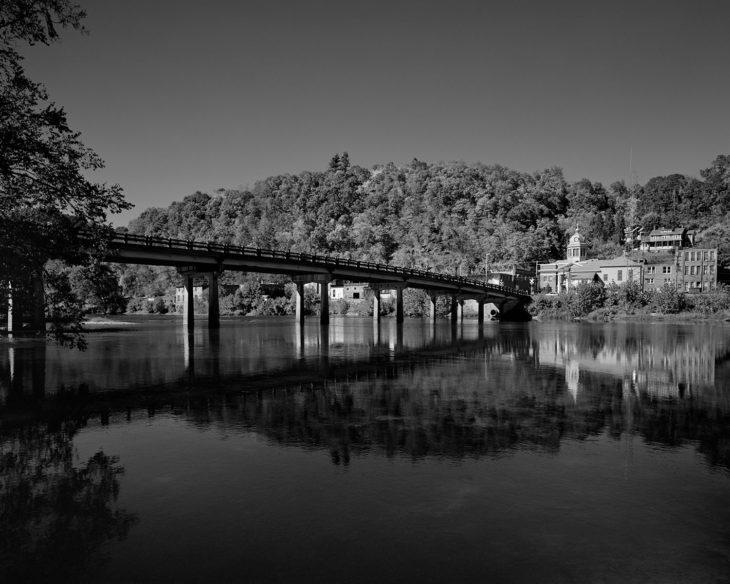 Tim Barnwell Appalachian photographer MArshall NC French Broad River