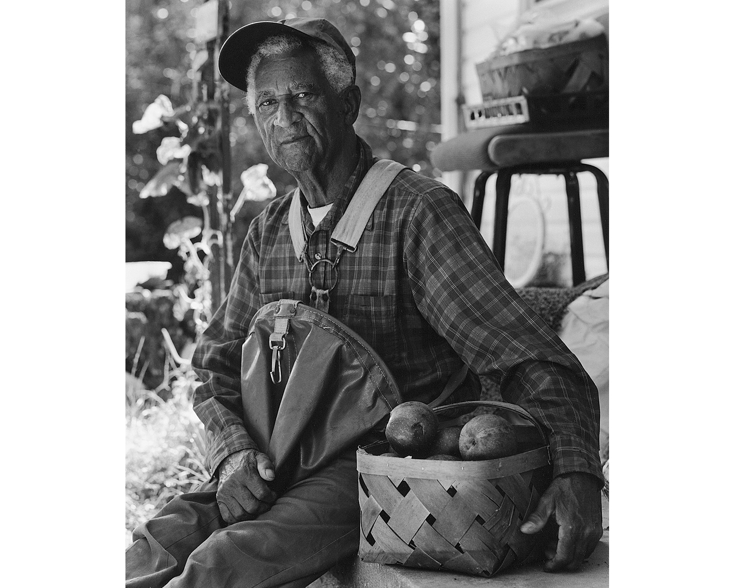Black man apples apple picking farming Tim Barnwell Appalachian photographer