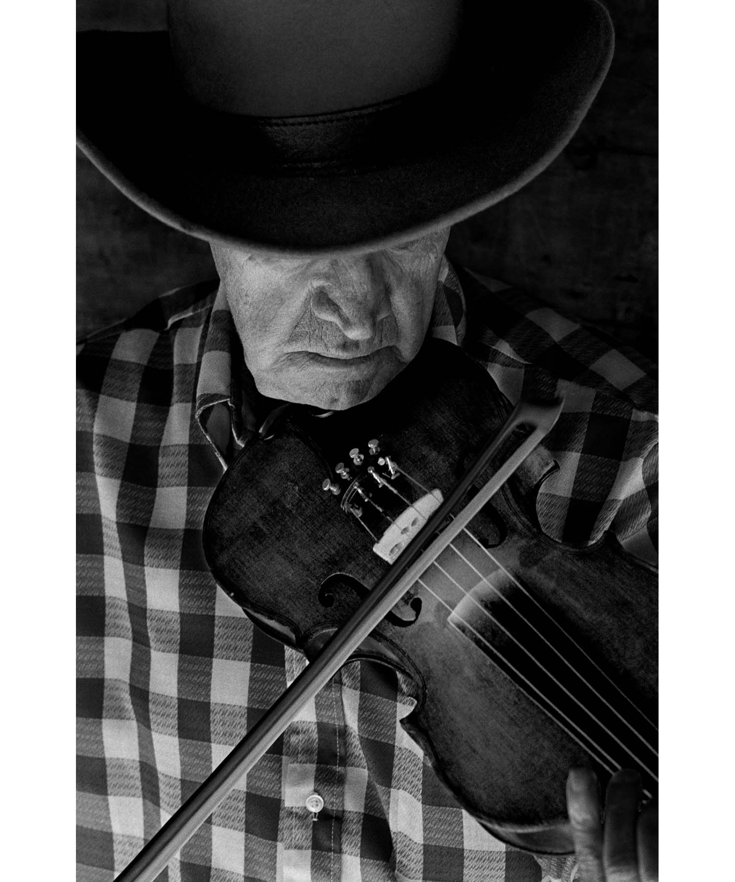 Byard Ray fiddle Appalachia music musician Tim Barnwell photography