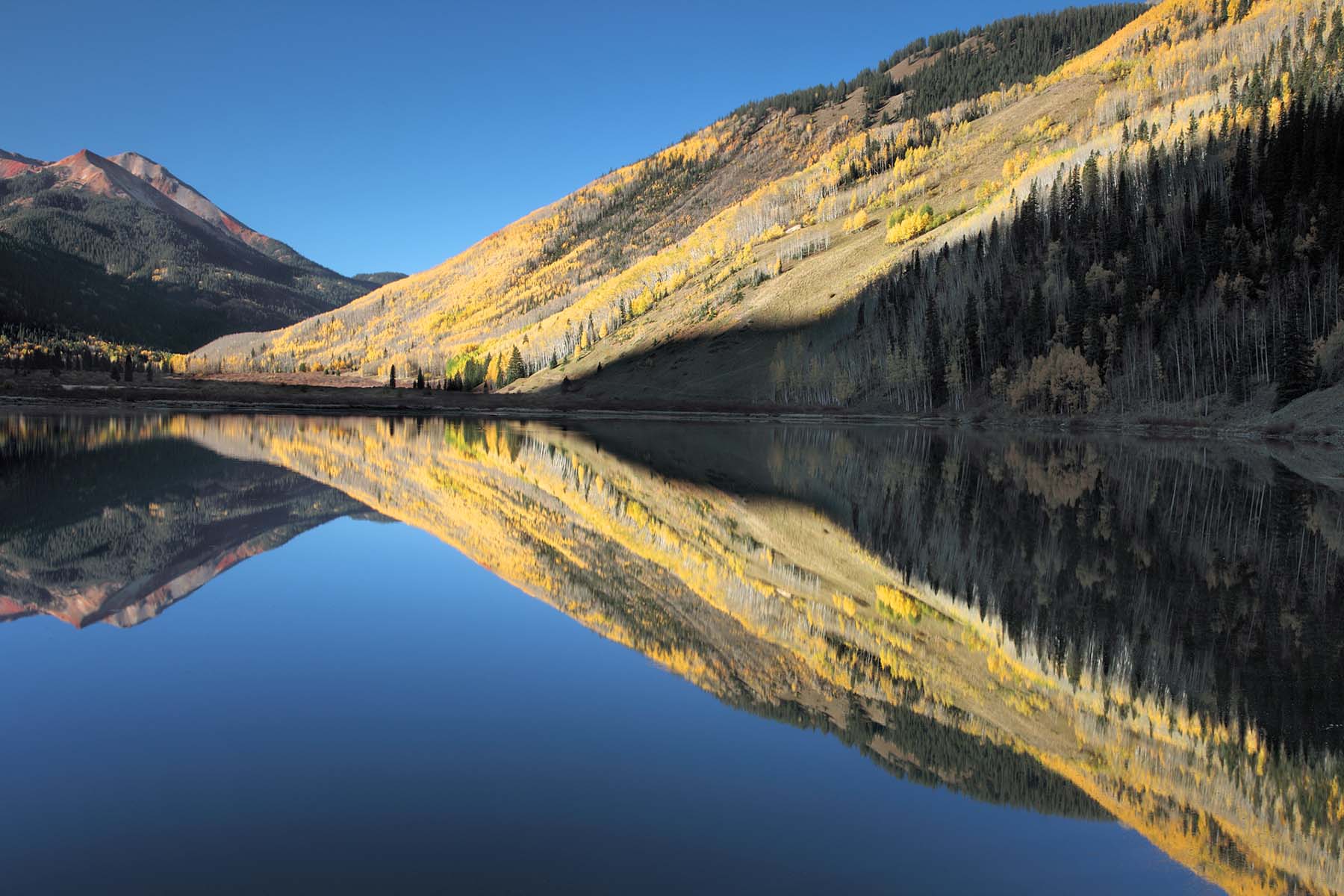 Utah sunrise lake Tim Barnwell photographer