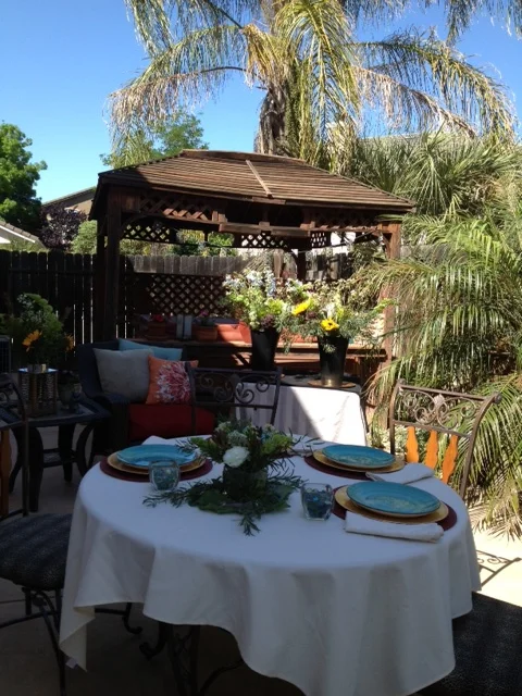 Outdoor Table Setting