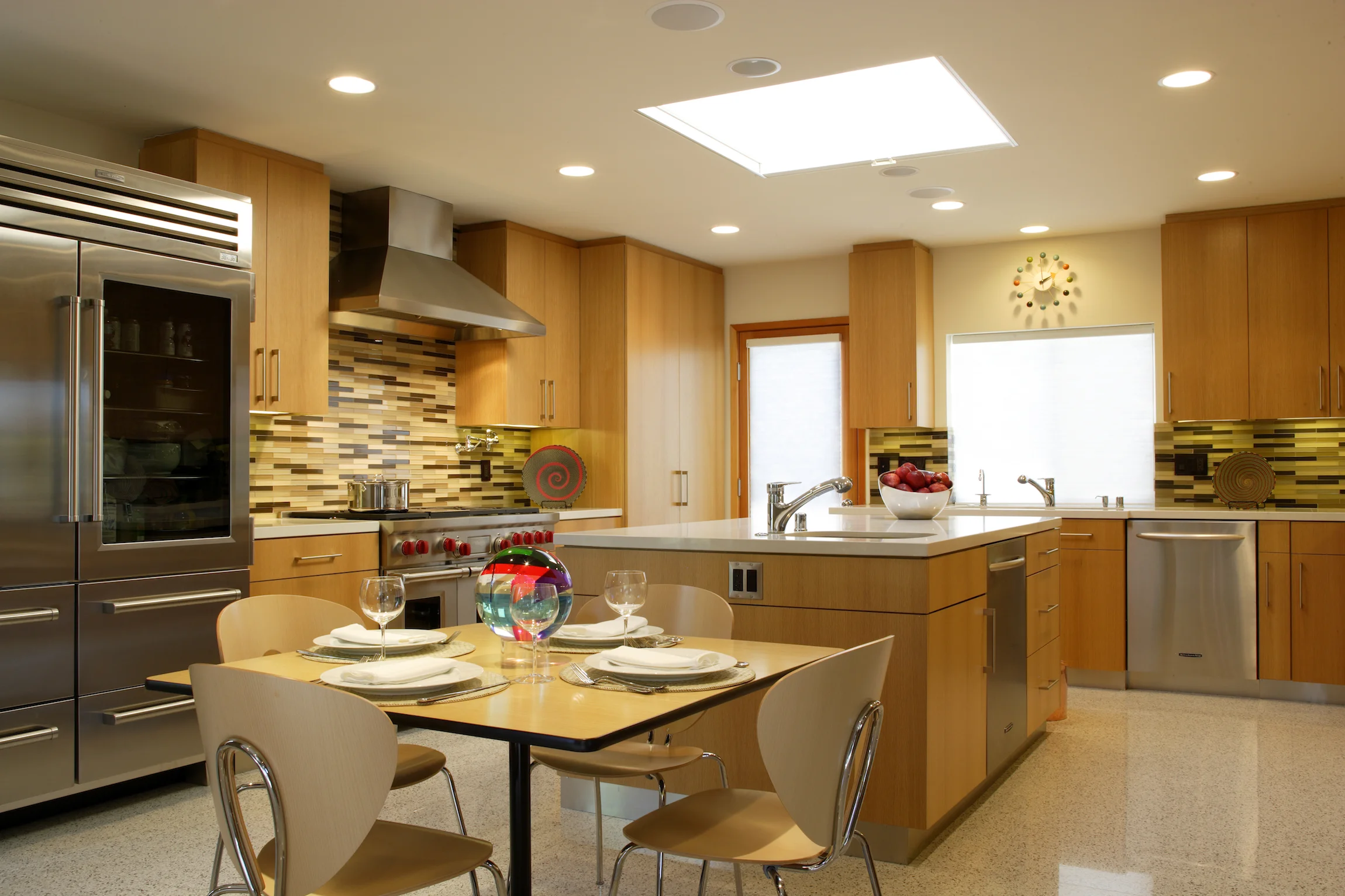 Academia Kitchen.jpg