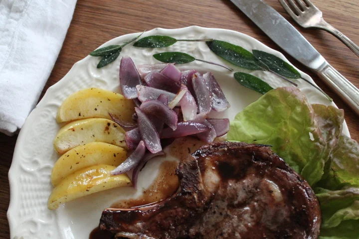  Maple Pork with Roasted Apples and Onions AND Crispy Sage Leaves!