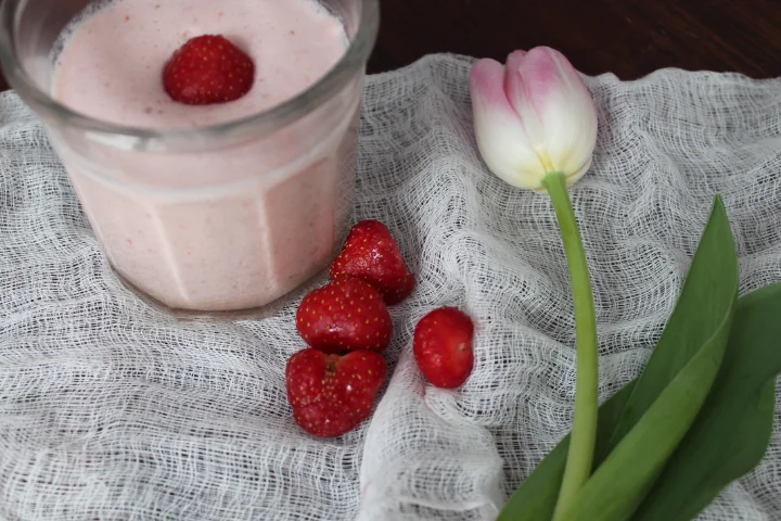 Maple Strawberry Kefir - Gluten Free