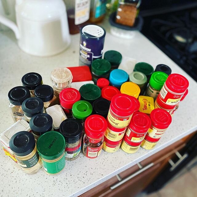 Before and after pics of my spice drawer after removing all the expired spices! 🤣 #whoknew #spiceexpires ? #oops #bettergoshopping #spiceless