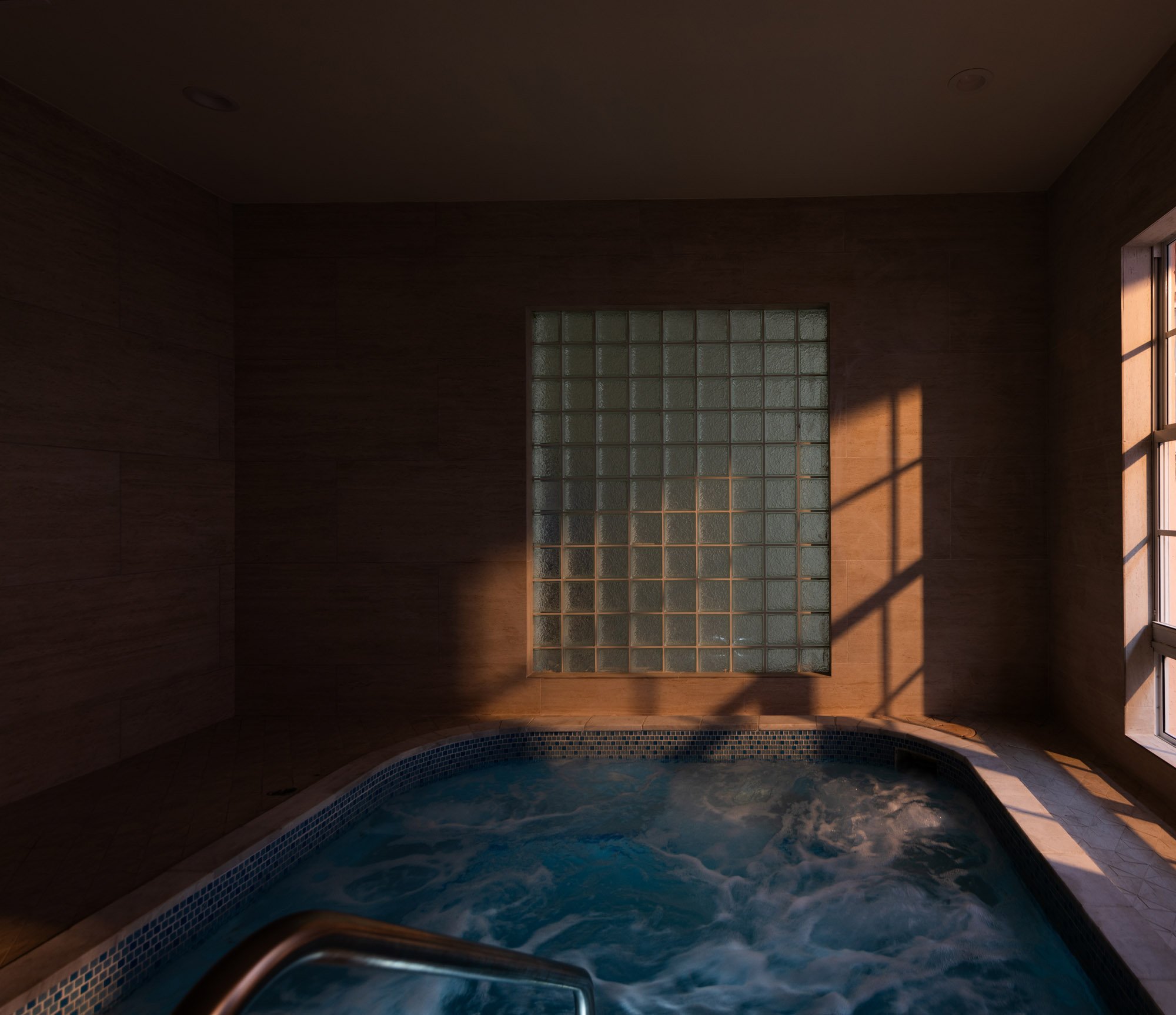 LowRes_Spa_11.jpg