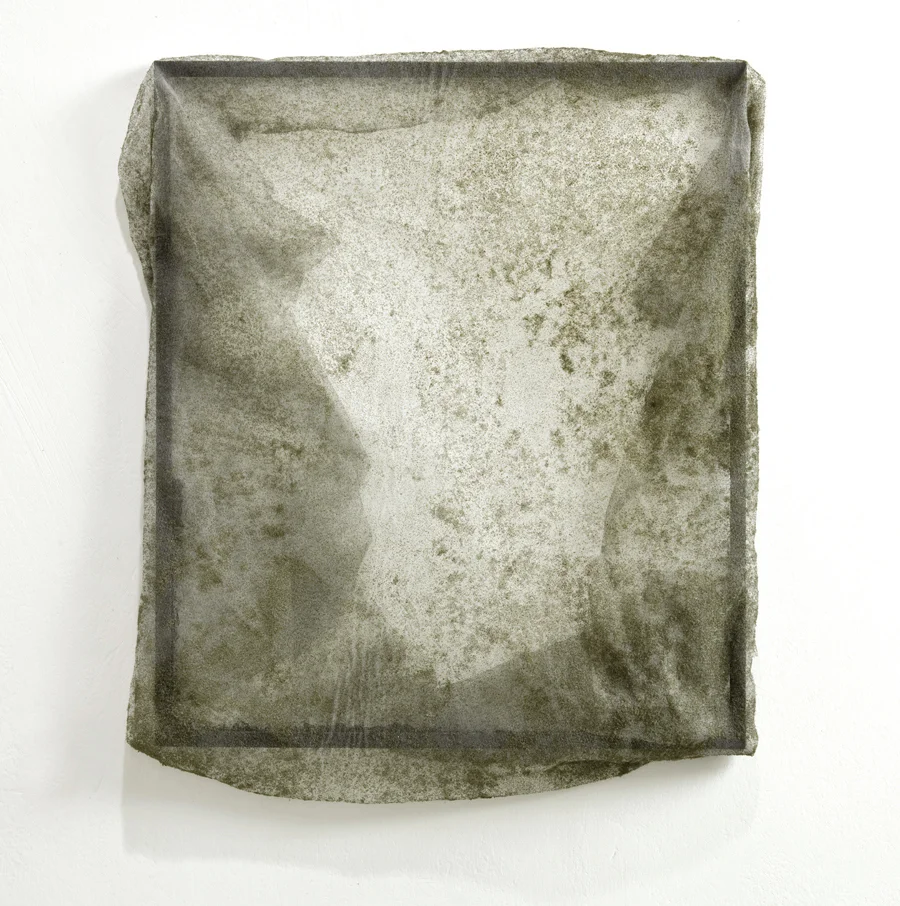 Untitled 2011 Wood, glass, veil 35 x 30 cm