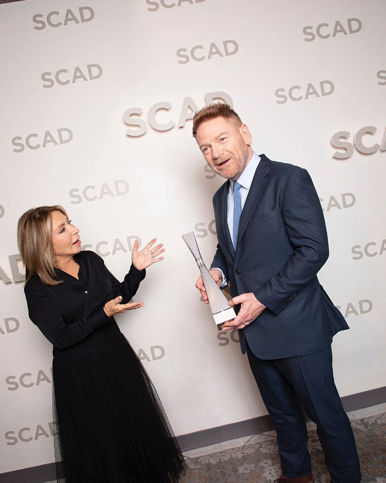 Opening night of the #scadfilmfestival 2021 award to Kenneth Branaugh&hellip;
.
.
#hmu #makeupartist #savannah #atlanta #atlantamakeupartist &hellip;.
Foundation @bobbibrown skin fluid ..
Primer and powder @tatcha ..
Eyes @makeupbymario matte @shisei