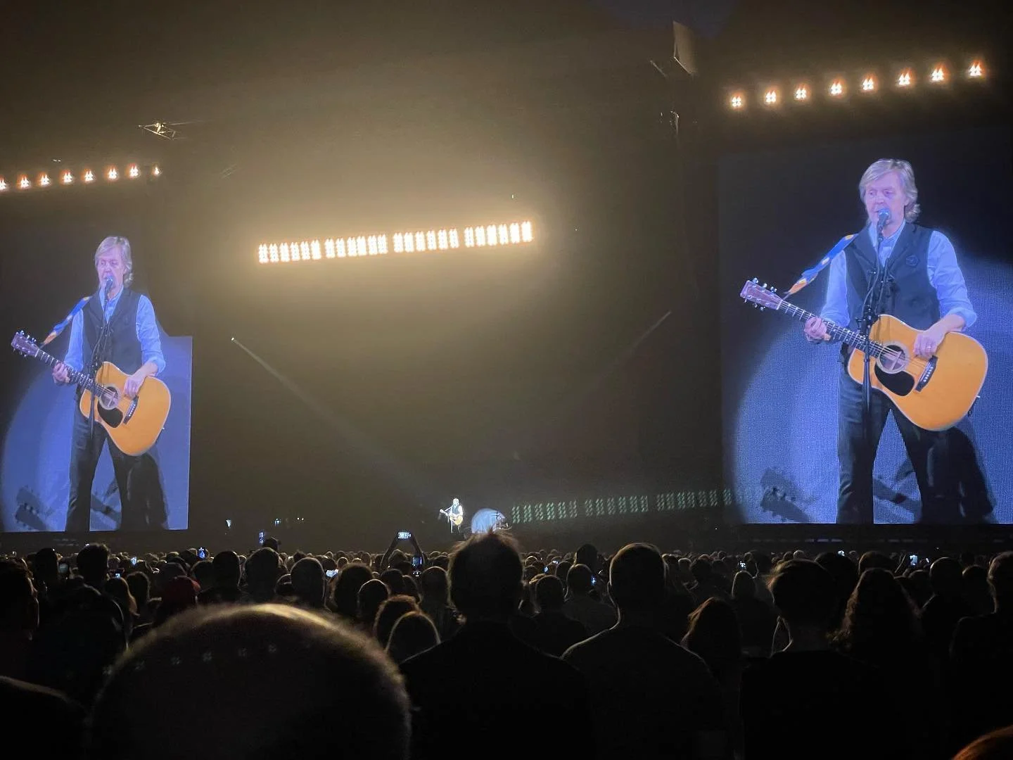 The first time I heard &ldquo;Helter Skelter&rdquo; when I was like 10, it blew my mind. It led me to finding punk and other fast, wild music. I never thought I would see it live. Seeing Paul McCartney with @08edelweiss was absolutely incredible.