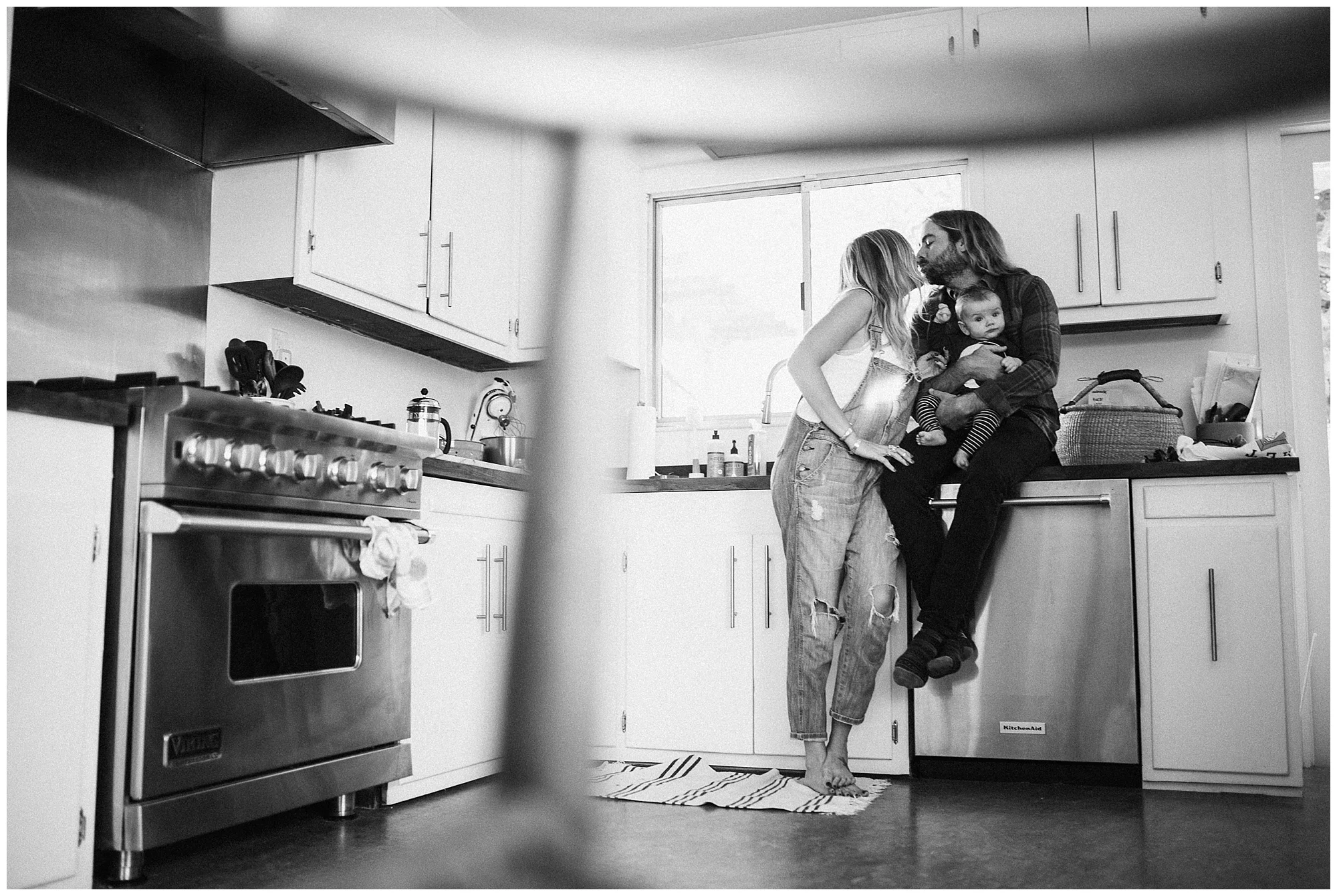Laura of Turquoise and Tobacco and Strader family photographs at home in Venice Beach Ca_0019.jpg
