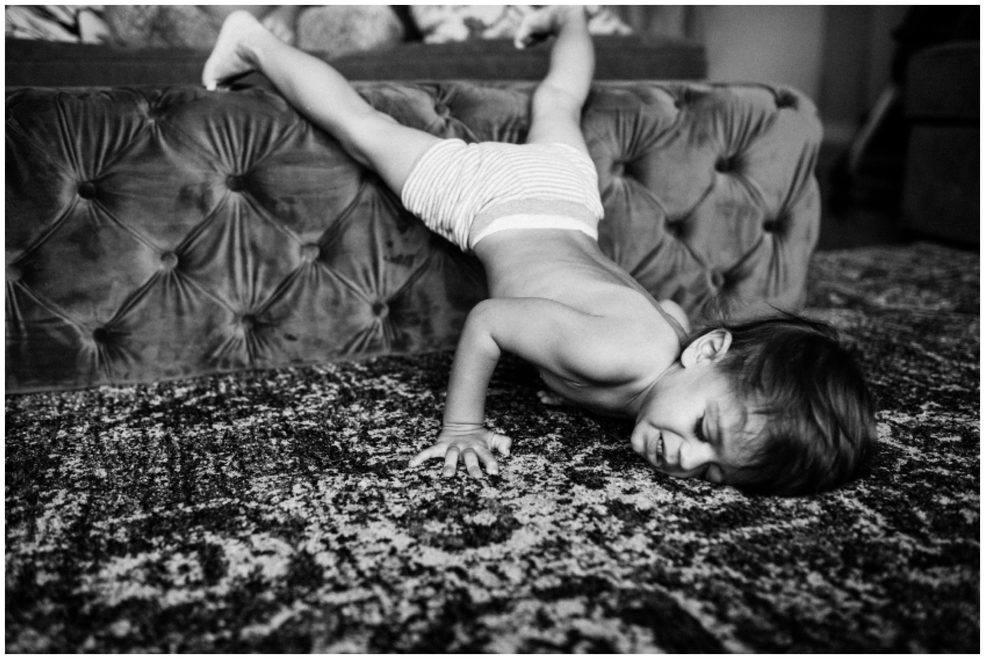 Maternity session at home with Bethany Ciotola and her boys in New York City_0011.jpg
