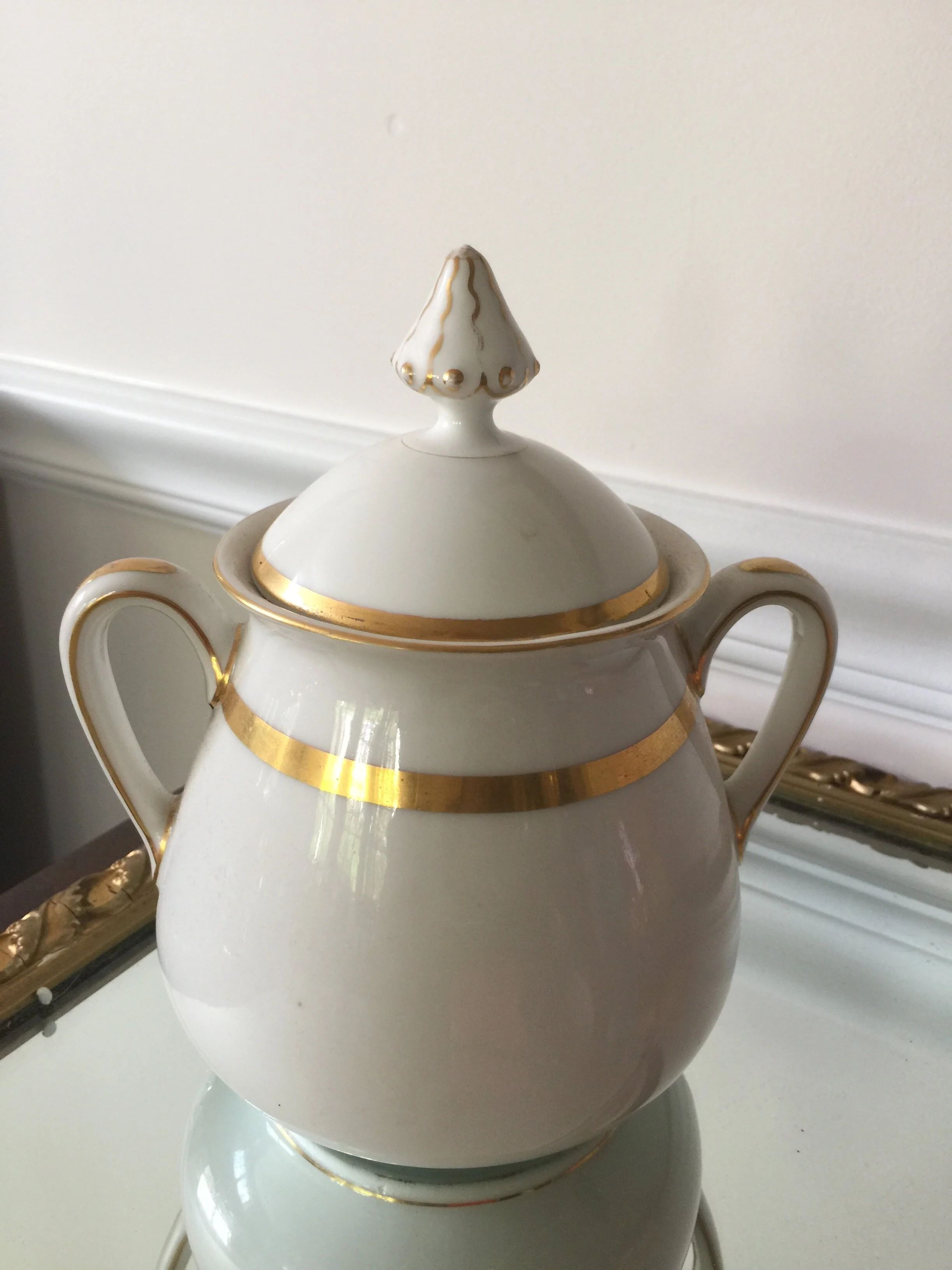 B64250EB-4F30-4BA9-B970-A0B4690671B3