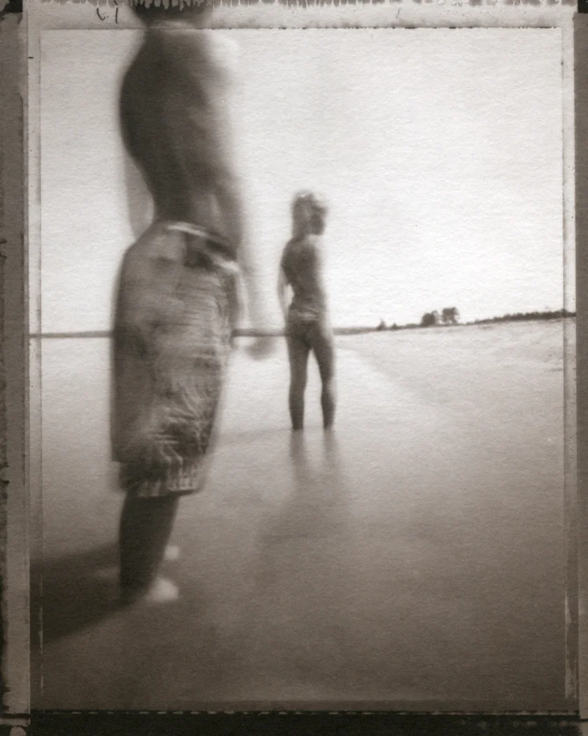  brace-stille,  grounded,  kallitype 