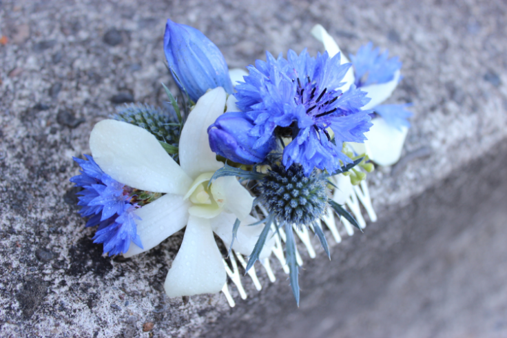 Blue and White Floral Hair Comb - wide 6