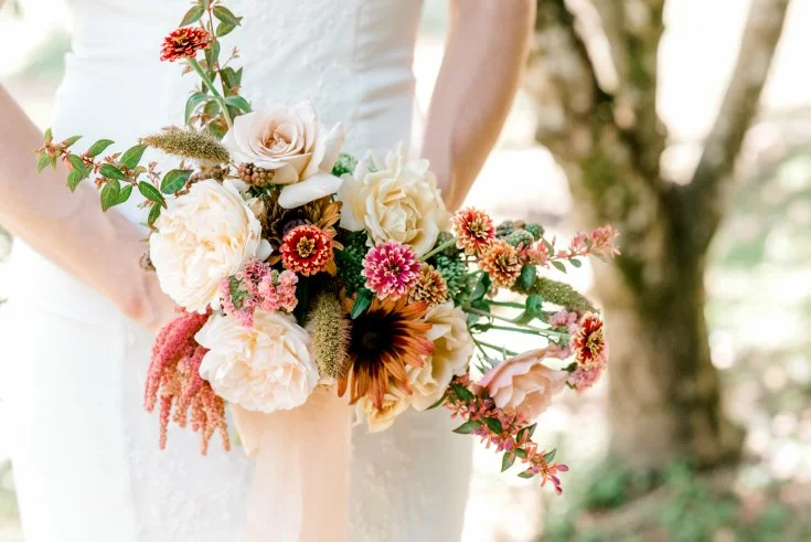 Lauryn Kay Photography Sophisticated Floral Designs Portland Oregon Wedding Florist Fall Wedding Boquet (13) (735x491).jpg