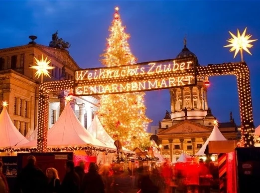 berlinChristmas_2414889b.jpg
