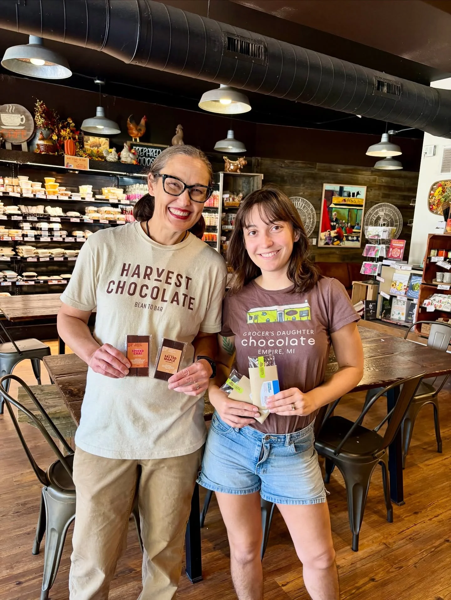 Jamie and Chase just happened to both wear local chocolate merch the other day! How sweet! Find local chocolate at all three of our locations, all year long!π«π©·
•
•
#annarbor #a2 #localfood #localchocolate #michigan #shoplocal #farmstop