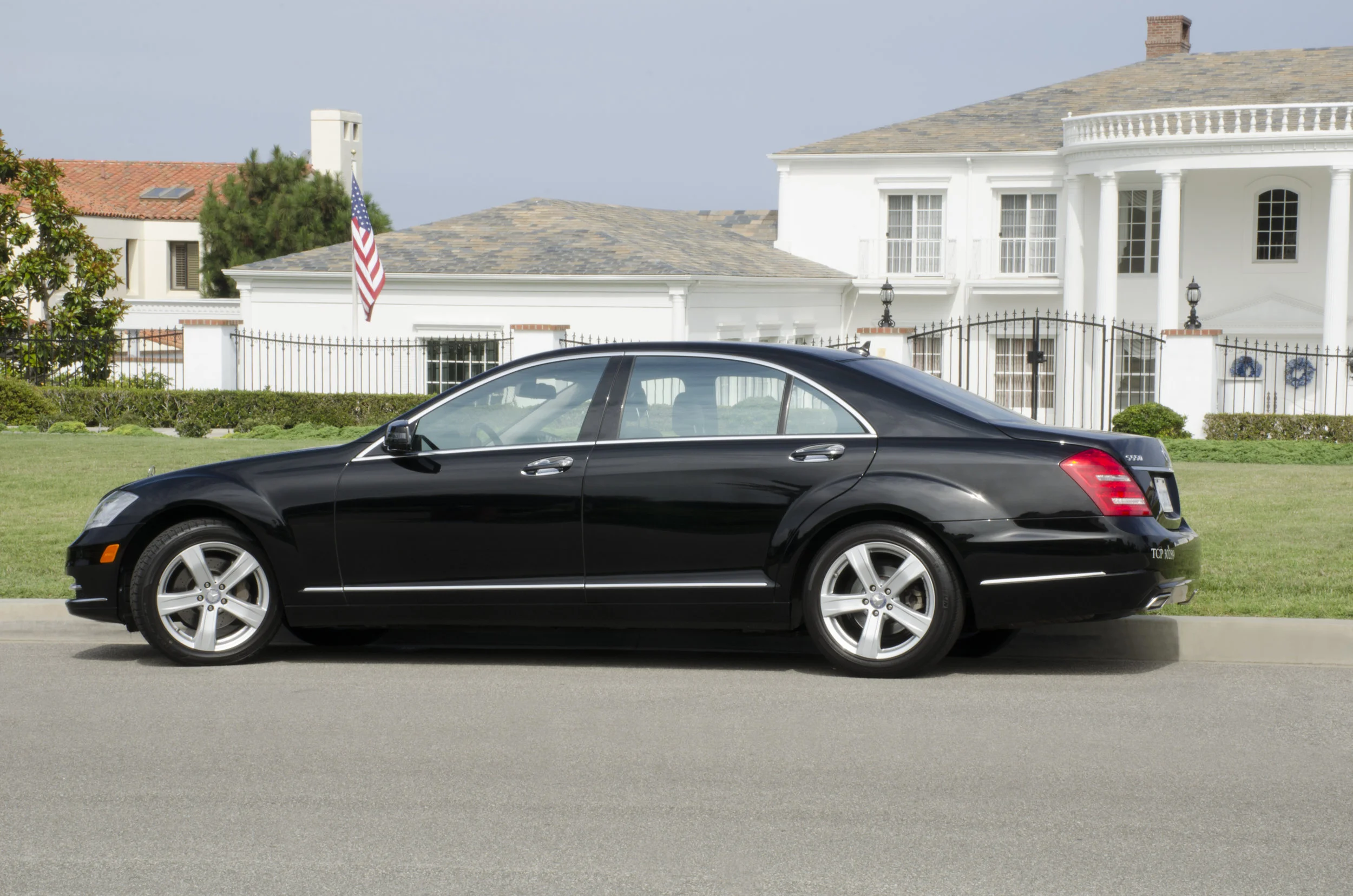 S550 Left Exterior1 copy.jpg