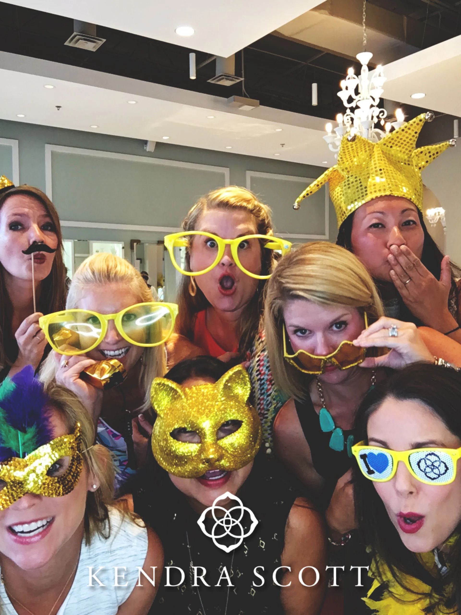 Kendra Scott - Masks.jpg