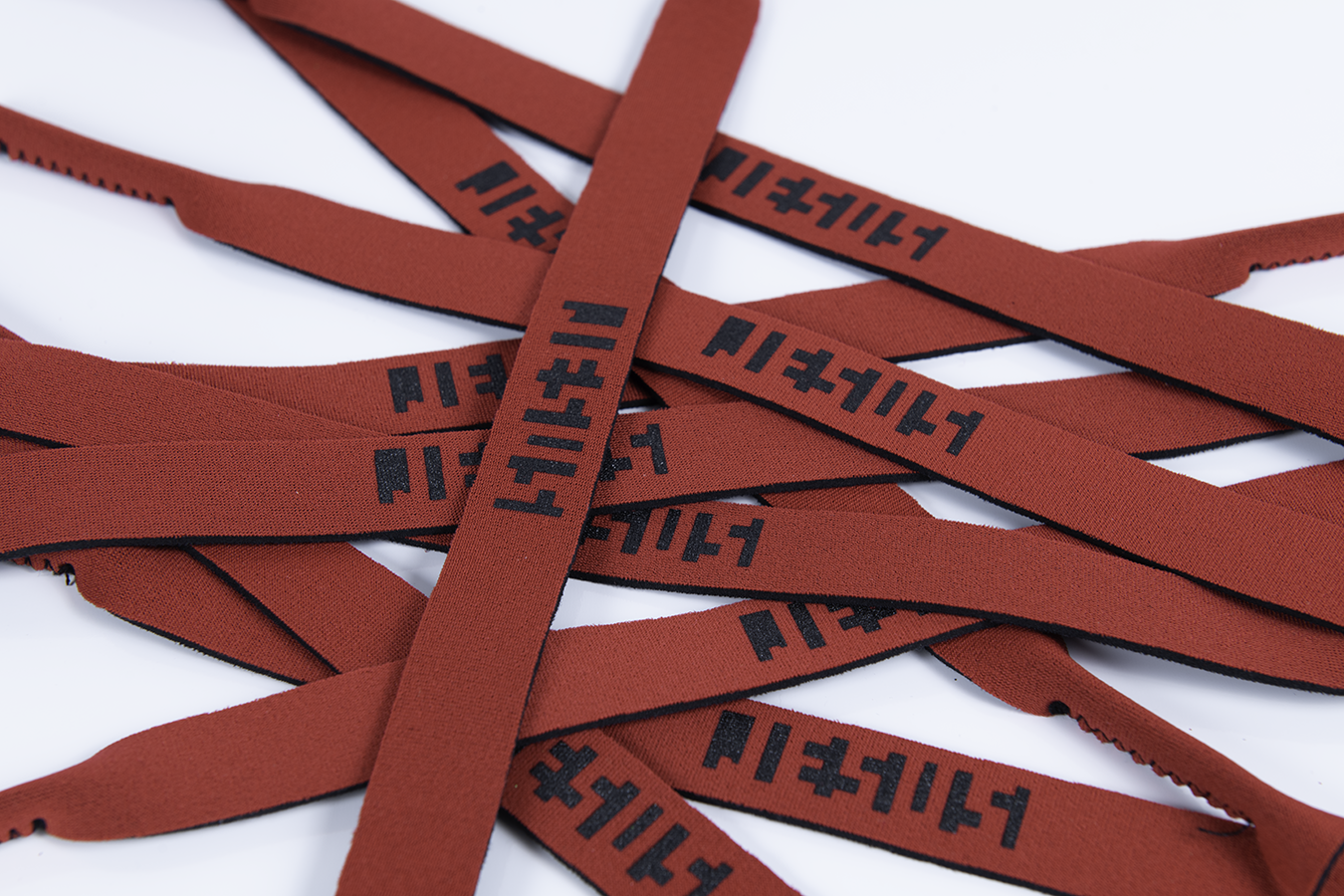 Jumbled Straps 4 - 1350px.png