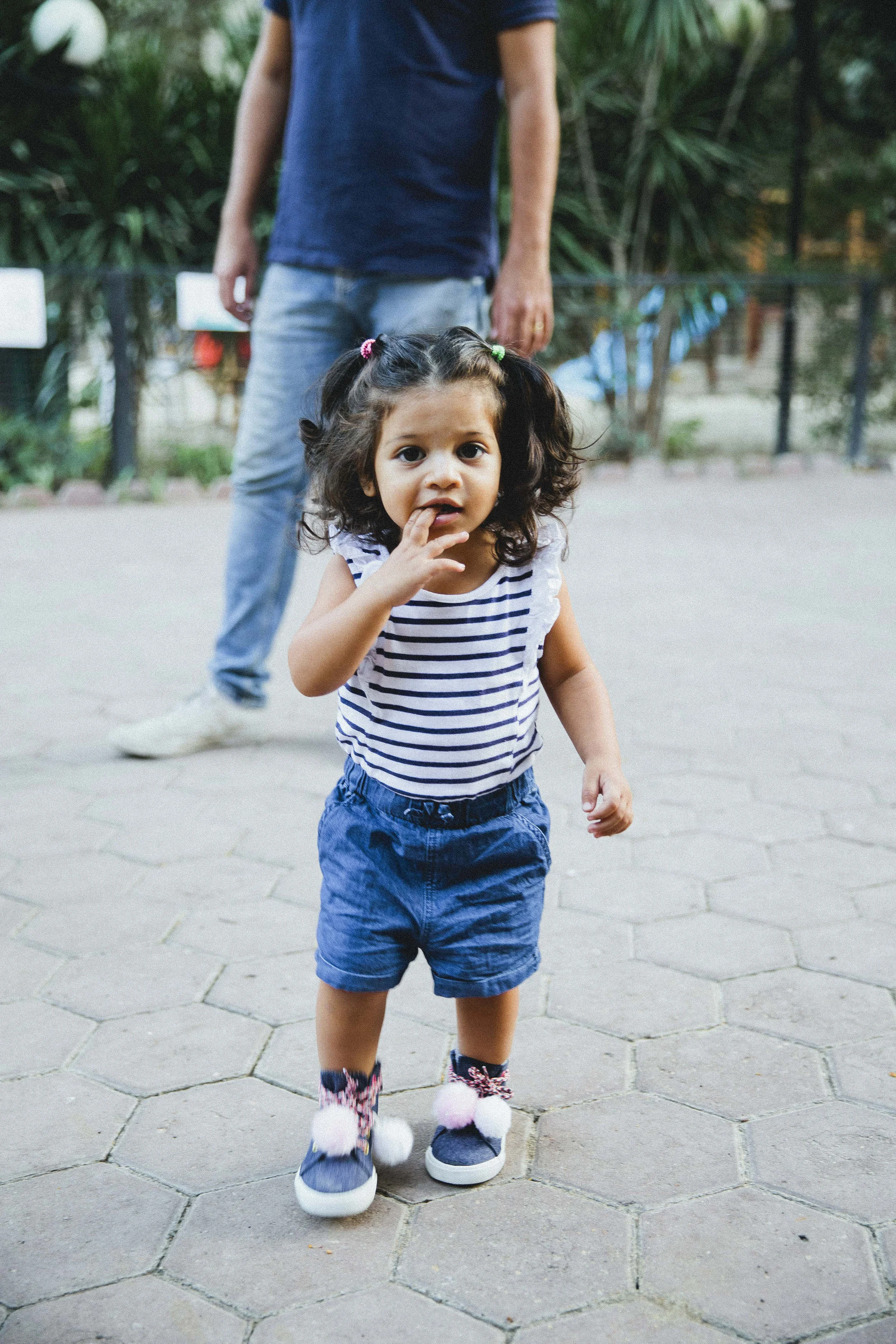 farah_resized.jpg