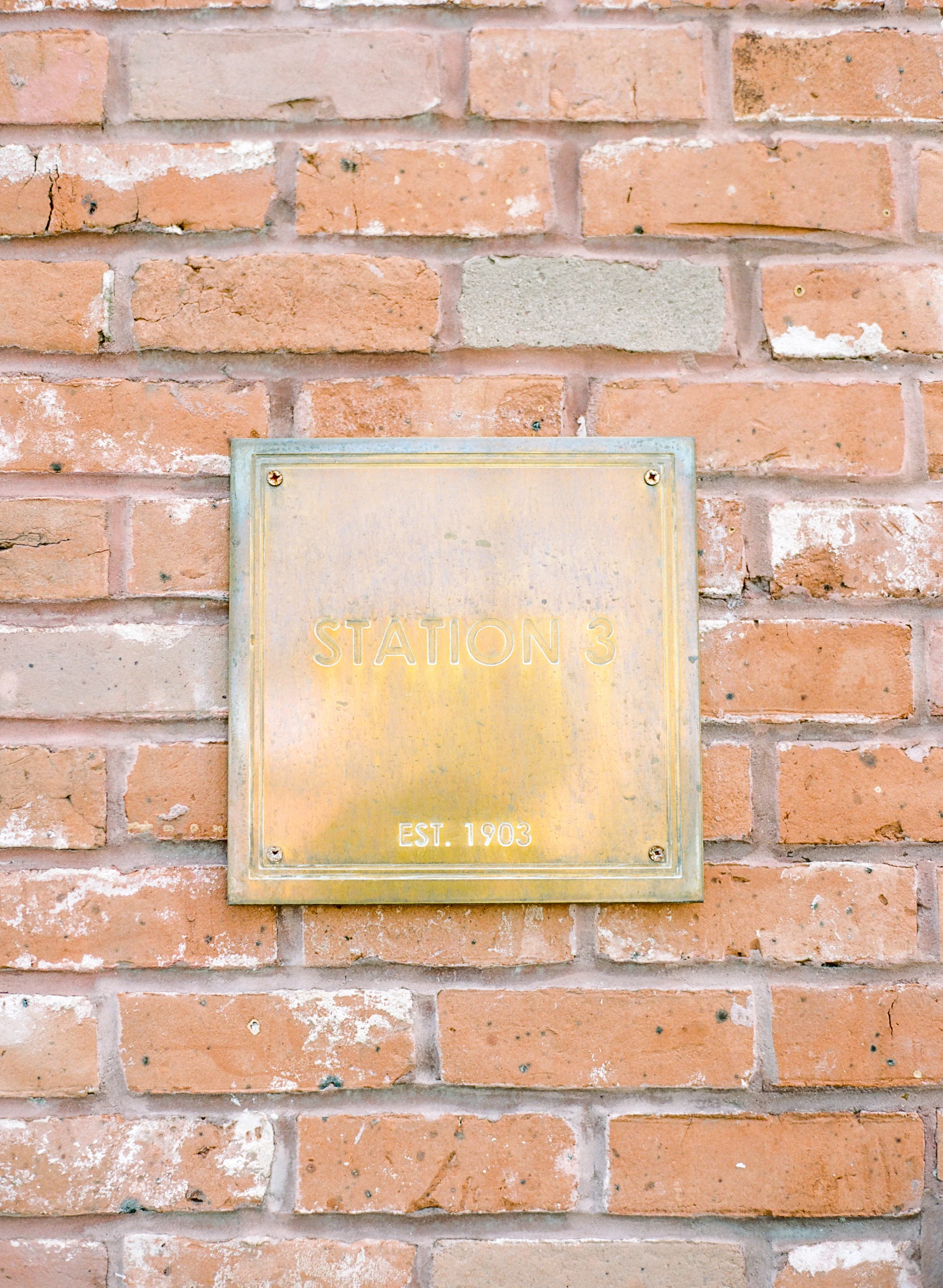 Dana-Fernandez-Photography-Style-Me-Pretty-Houston-Wedding-Photographer-Fine-Art-Film-Station-3-venue-10.jpg