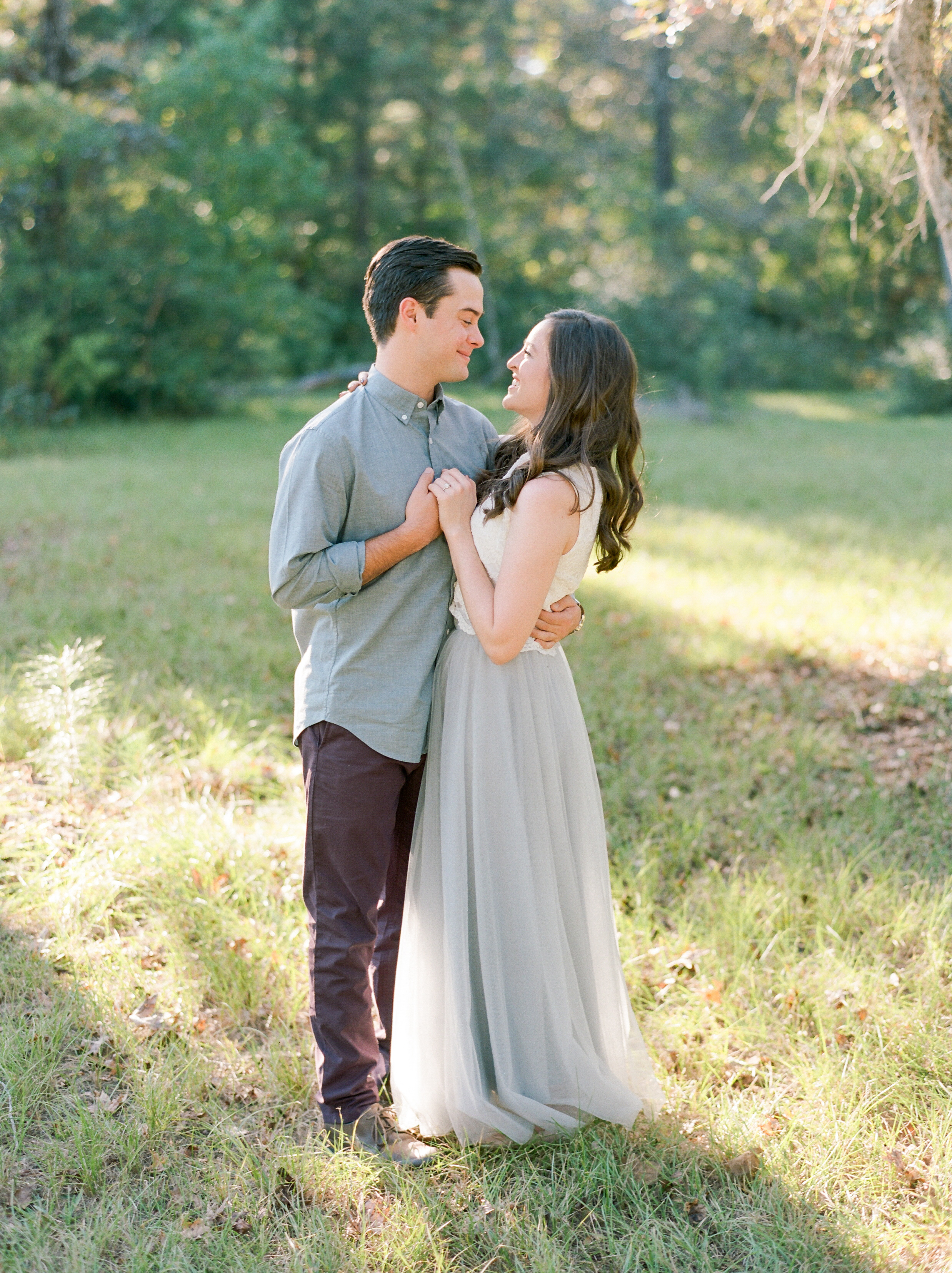 houston-wedding-photographer-college-station-austin-the-woodlands-film-photography-style-me-pretty-engagements-dana-fernandez-photography-13.jpg